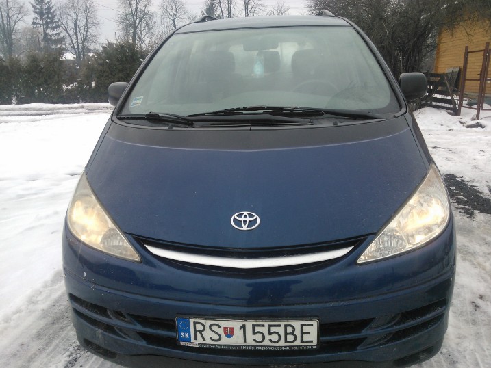 Predam 7miestne Auto Toyota Previa