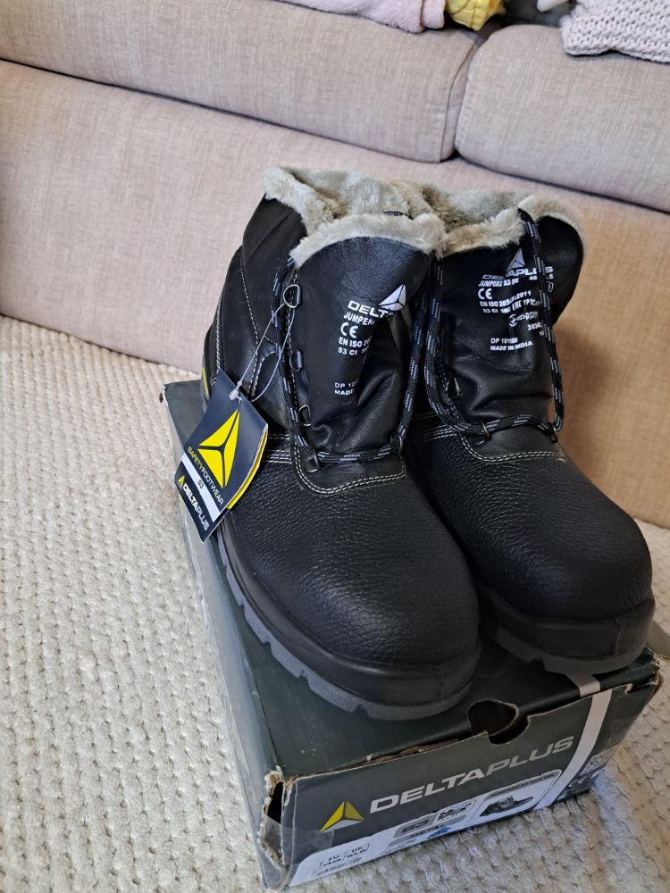 1000013584 1000013584