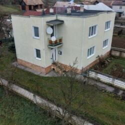 Screenshot_20251203_132450_com.android.gallery3d_edit_49475148358075